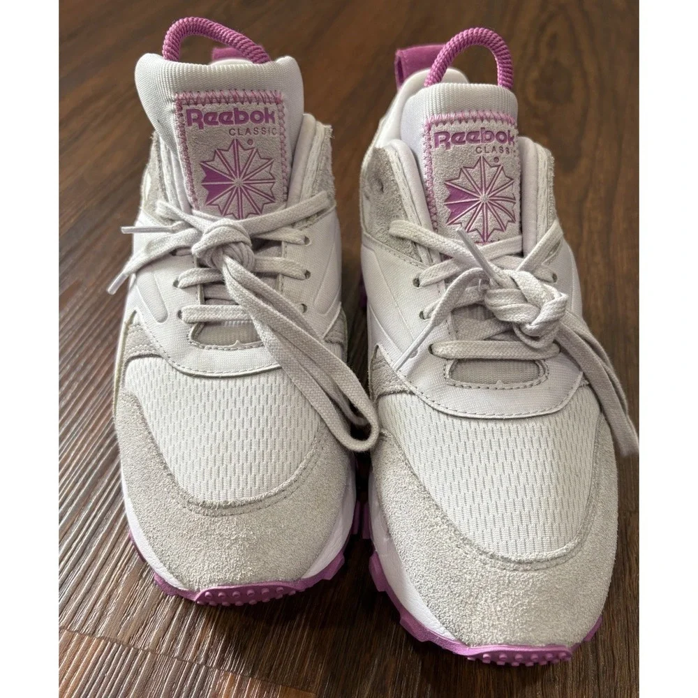 Reebok Cardi B Women's Size 7.5 Shoes Sneakers Classic Leather Ultraberry HQ6024